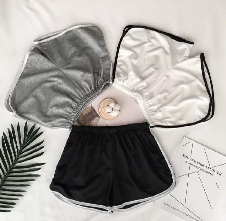 Pack of 3 plain shorts for ladies